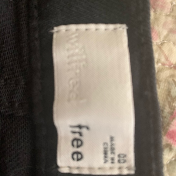 Black ARITZIA JEAN SKIRT - Picture 4 of 4